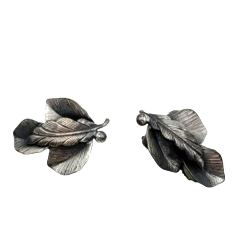 Botticelli Vintage 60s Blackened Silver Rare Leaf Clip On Earrings - Picture 6 of 12